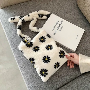 

Vintage Flower Women Clutch Purse Handbags Winter Soft Plush Ladies Small Shoulder Bag Fashion Student Girls Flap Messenger Bags