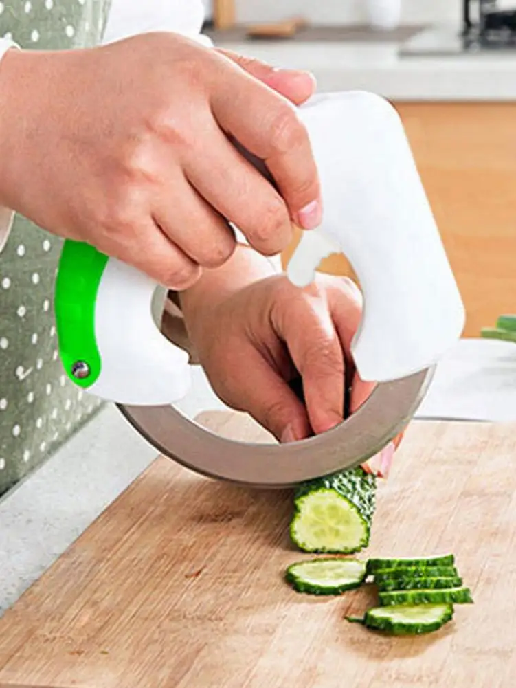 

Rolling Knife Circular Kitchen Cutter Pizza Stainless Steel Wheel Knife Pastry Cutter Chopper Artifact Wheel Knife Cutting Dish