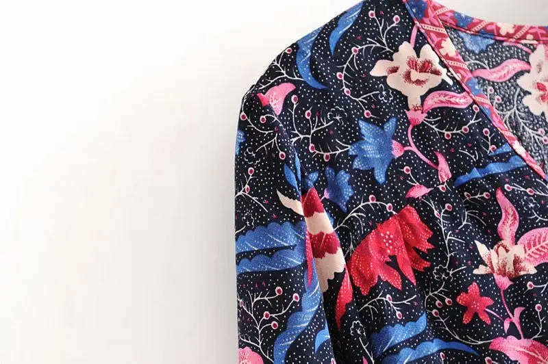 Boho Chic для птичек, с цветочным принтом, с расклешенным рукавом и бахромой пляжное богемное мини платья свободного кроя, с v-образным вырезом из искусственного шёлка винтажное платье