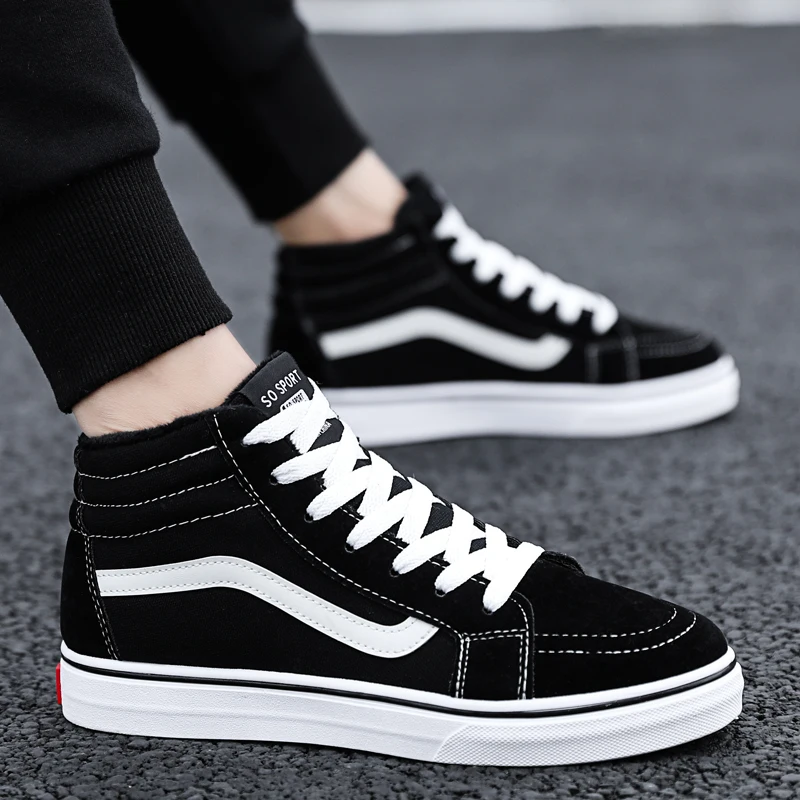 

Wild couple high canvas shoes boys warm and velvet flat bottom slip female classic street fashion black new winter cotton shoes
