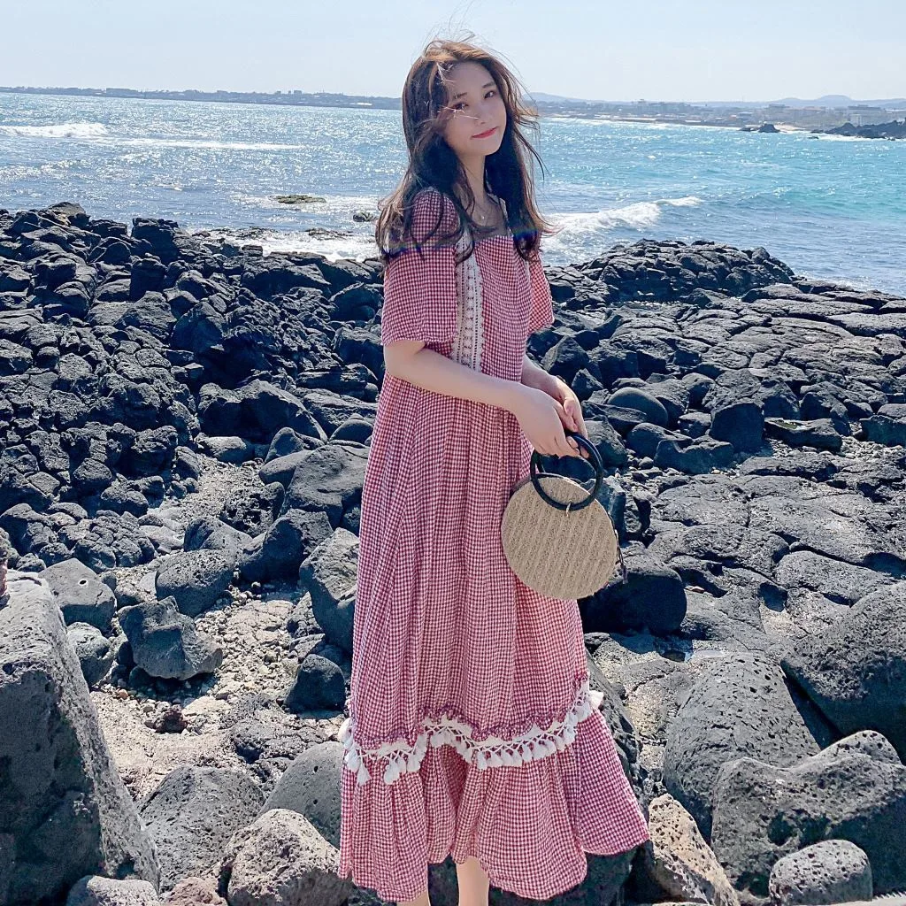 

Photo Shoot Very Fairy of 2019 Popular Summer Red Plaid Flounced Skirt Lace Joint Mid-length Dress Women's