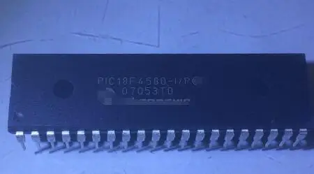 

Free shipping new PIC18F4580-I/P PIC18F4580