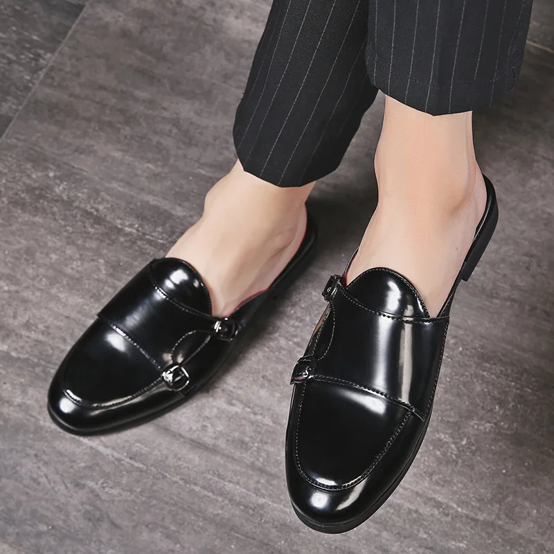 

Summer Men England Pointed-Toe Leather Shoes Fashion Casual Versatile Sandals Slip-on Patent Leather Slipper T05-a
