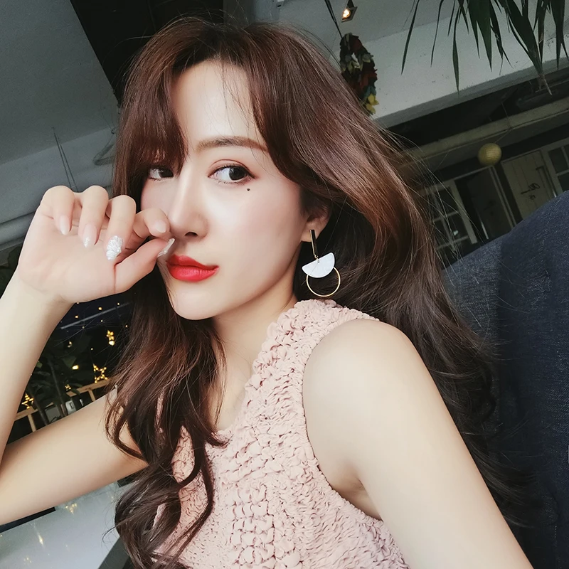 

Fashion handmade love round shell earrings geometric ring square earrings earrings female models metal hollow round