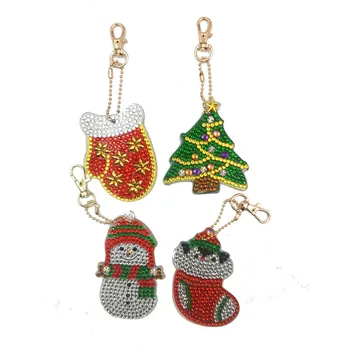 

HeeBenor Diamond Keychain 4Pcs Christmas Pattern Bag Pendant Jewelry Diamond Painting Cross Stitch Christmas Decorations Decor