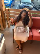 Zesen-Peluca de cabello sintético ondulado con malla frontal para mujer, pelo largo de 26 pulgadas, color negro, fibra resistente al calor, para uso diario, con pelo de bebé