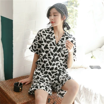 

начнушка summer new lady imitation silk pajamas suit casual comfortable short-sleeved shorts lapel home service