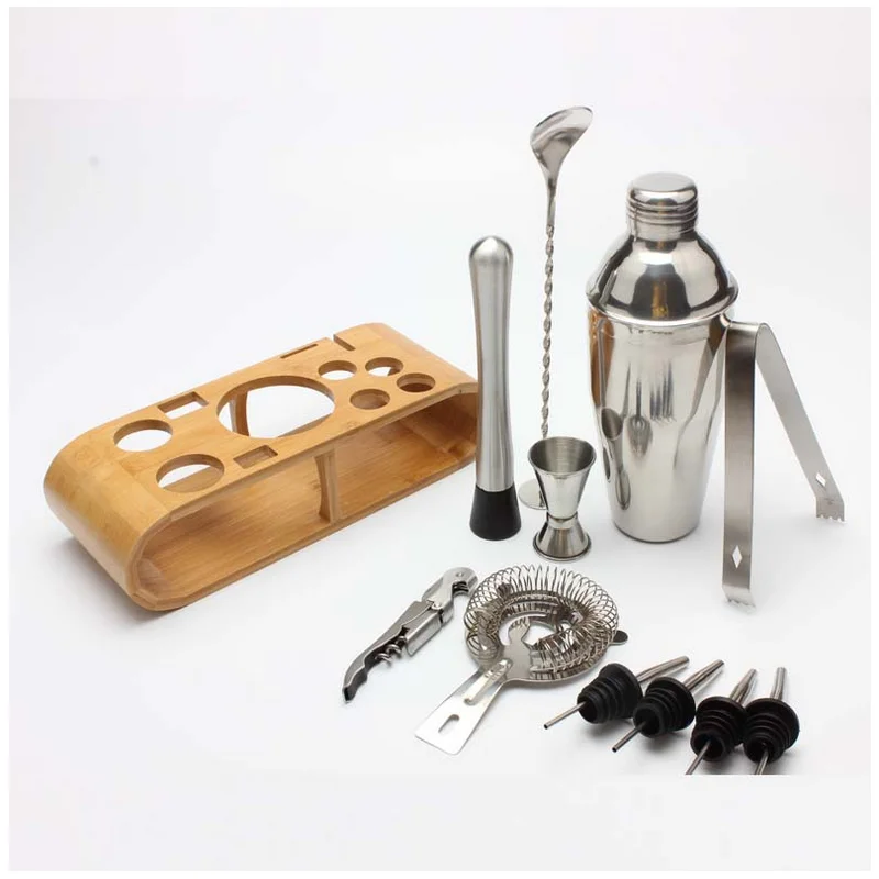 Cocktail shaker set With bamboo rack