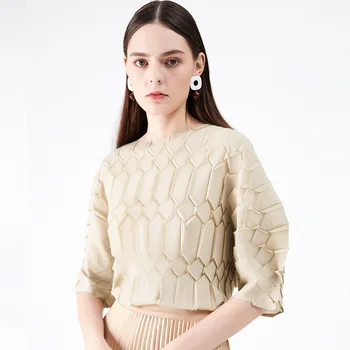 

2020 Spring and Summer New Big Size Dress Short Sleeve Loose Pleated Top Layer T-shirt Women's Fashion Pleated Tops