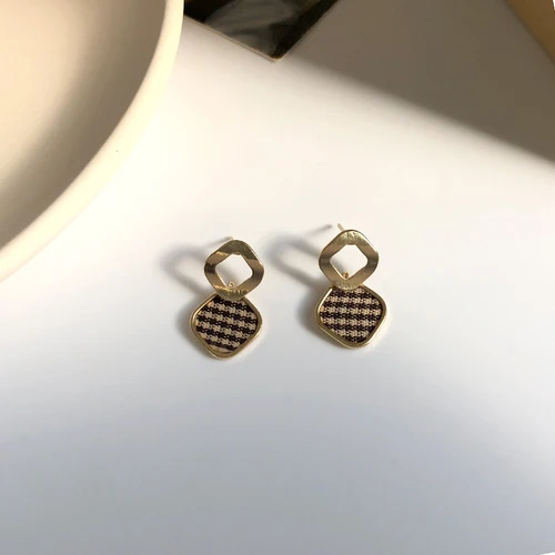 Style23 Изящные серьги-капли с эмалевым покрытием, зимние трендовые серьги из ткани с помпоном и цветами, серьги для девушек и женщин, подарки - Окраска металла: Style23