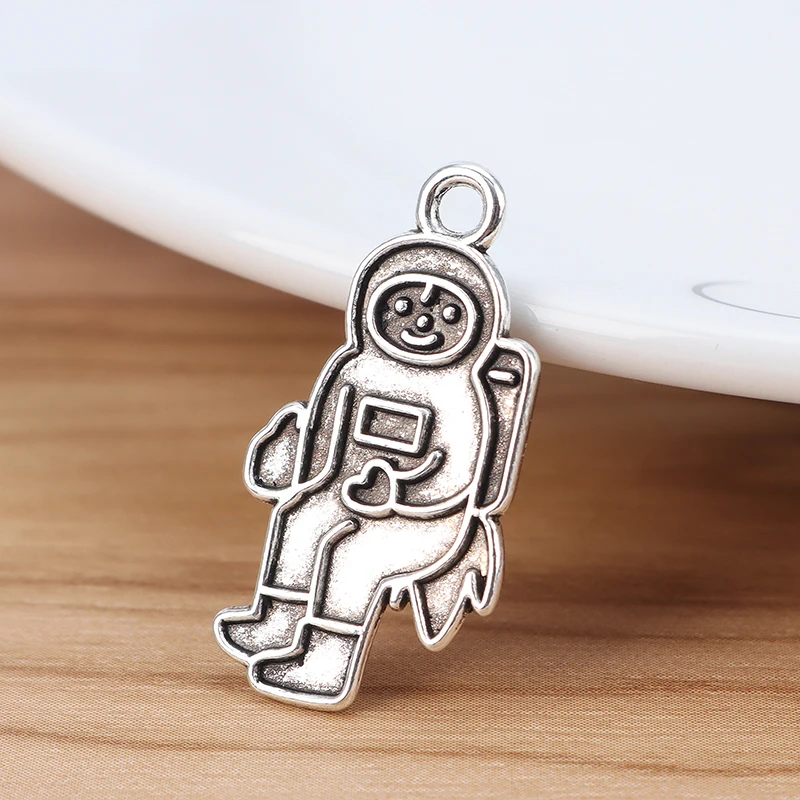 

10 Pieces Tibetan Silver Spaceman Astronaut Charms Pendants Beads for DIY Jewellery Making Findings Accessories 28x14mm