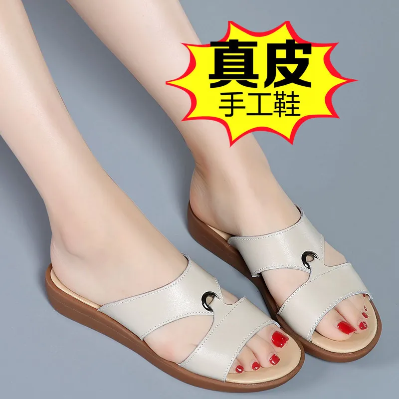 

Summer New Style Fashion Casual Genuine Leather Mom Sandals Versatile Comfortable Flat Anti-slip Middle-aged WOMEN'S Slippers Fa