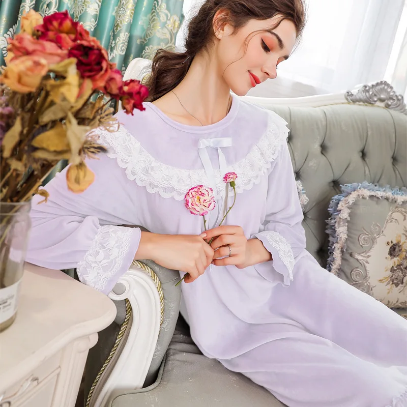 

Long Sleeves Plus Velvet Thickened Mink Nightgown Female Winter Dress Large Size Pajamas Soft Warm Leisure Sweet Sleepwear H5536