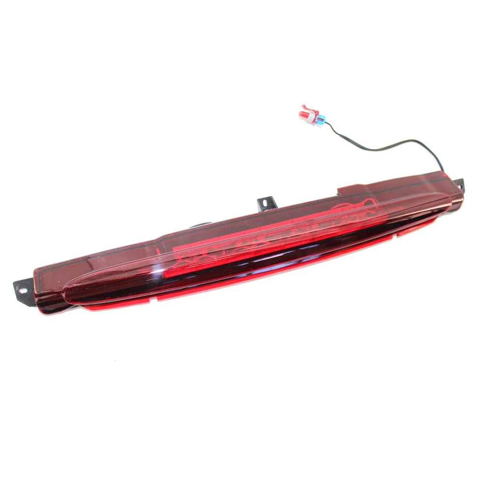 Rear Stop Lamp High Mount Third Led Brake Light Trunk Fit for Chevrolet Avalanche Pickup 02-12 15120540