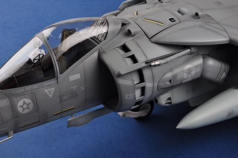 AV-8B США Harrier II fighter законченная коллекция моделей 1:18 Масштабе
