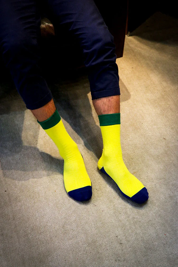 2398446724_934137848