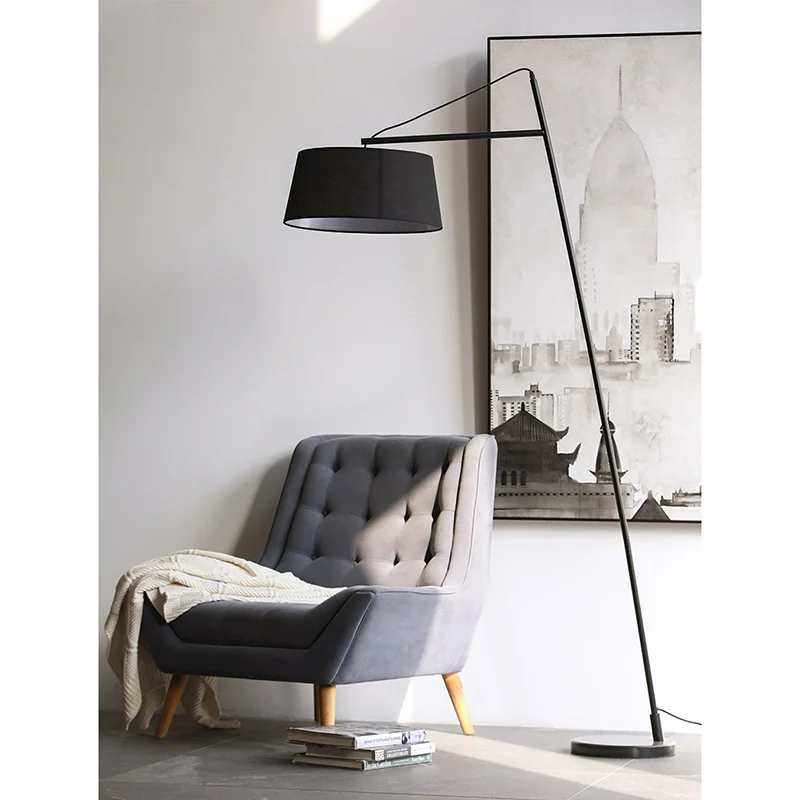 

Скандинавская версия GY, Роскошная лампа для ночной рыбы, приманка, ретро-лампа для гостиной, дивана, черная вертикальная лампа с дистанционным управлением