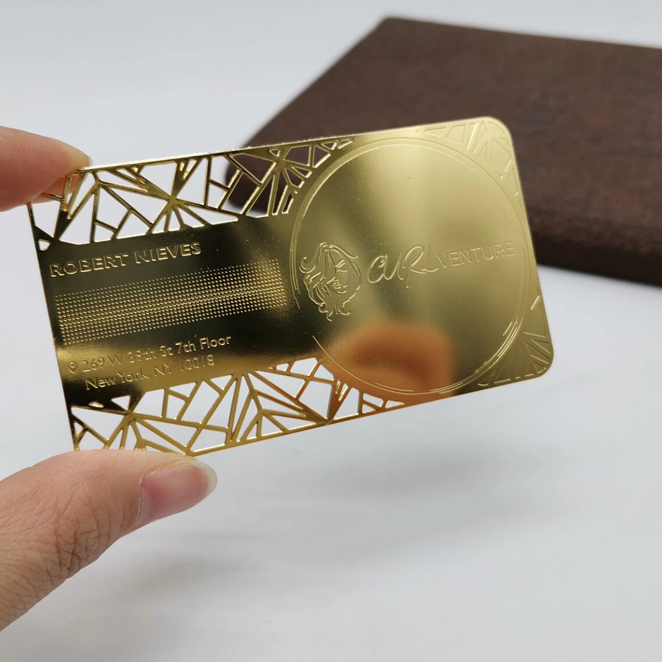 https://ae01.alicdn.com/kf/H36f9f1a0cb4f40d7a116e98b36e6d2f6U/Polished-VIP-Membership-Custom-Metal-Card-High-Grade-Steel-for-Barber-Shop-Beauty-Salon-Hotel-Fitness.jpg