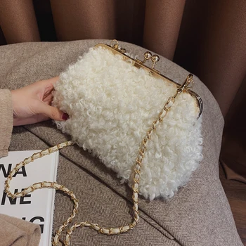 

2019 Winter Fashion New Female Crossbody bag High Quality Soft Plush Women's Designer Handbag Lock Chain Shoulder Messenger Bag