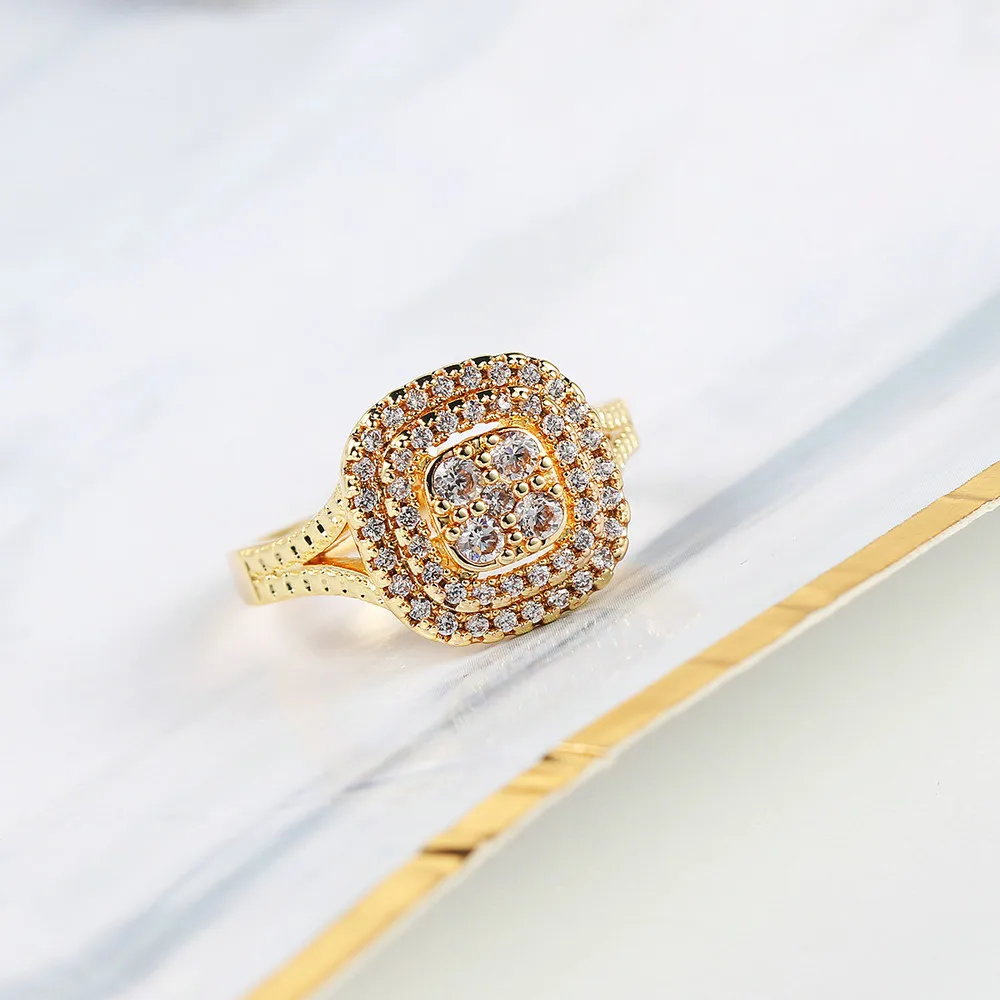 ZHOUYANG, обручальное кольцо для женщин, роскошный стиль, Сияющий Полный кубический цирконий, 3 цвета, обручальные подарки, модное ювелирное изделие KCR025 - Цвет основного камня: Yellow Gold Color