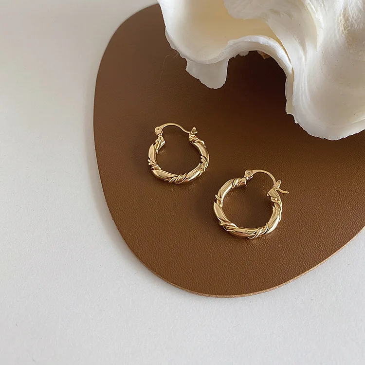 

New Modern French Style Nickle&Lead Free Twisted Curved Open O Shape Tinny Hoop Earrings For Women Ladies Gold Plated Jewellry