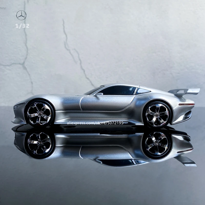 Гоночная модель автомобиля Maisto 1:32 Mercedes Benz AMG Vision Gran Туризм GT6 Коллекционная
