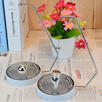 

Finger Lucky Prediction Ball Magnetic Dynamic Creative Desktop Toy Decorations