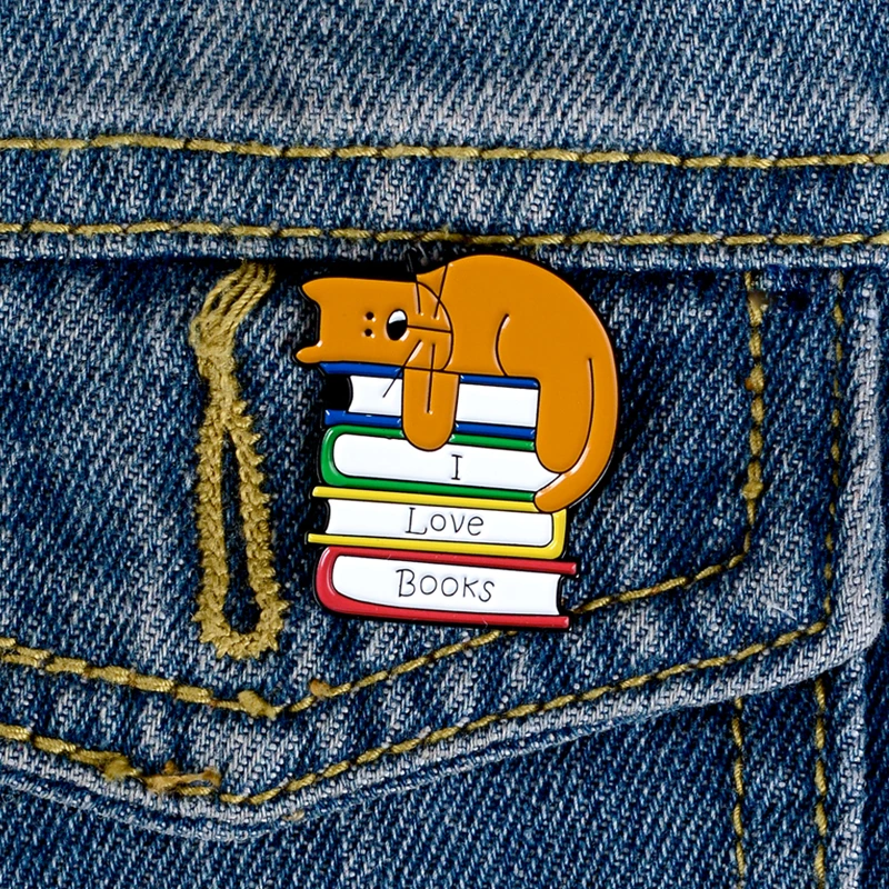 С надписью I LOVE книги эмали штырь кошка чтения мешочек для брошек одежда