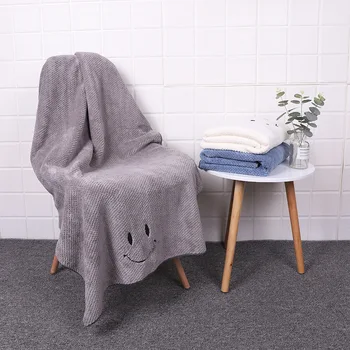 

Large Size Pineapple Bath Towel Cartoon Smiley Towels Water Bath Towel Soft Children Wrap Towel Beach Bath Towel