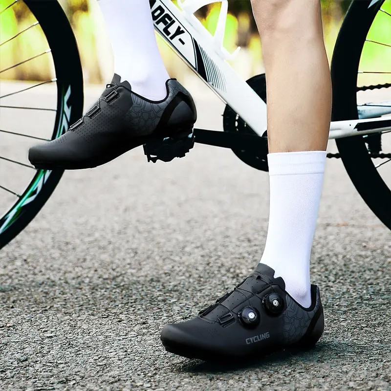 Road Cycling Shoes Men Outdoor Sport Bicycle Shoes Breathable Mtb Bike Flat Sneakers Mnountain Racing Cycling Sneakers Plus Size