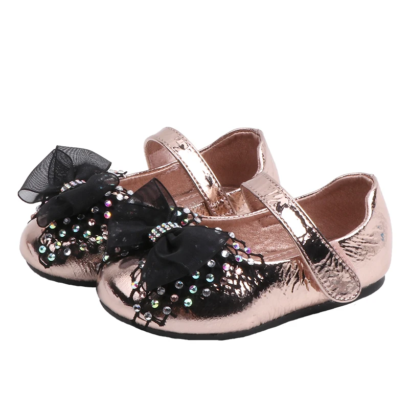 Осенняя кожаная обувь для маленьких девочек; милые Нескользящие однотонные туфли на плоской резиновой подошве с бантом; цвет розовый, серебристый; SSW048 - Цвет: SSW048Pink