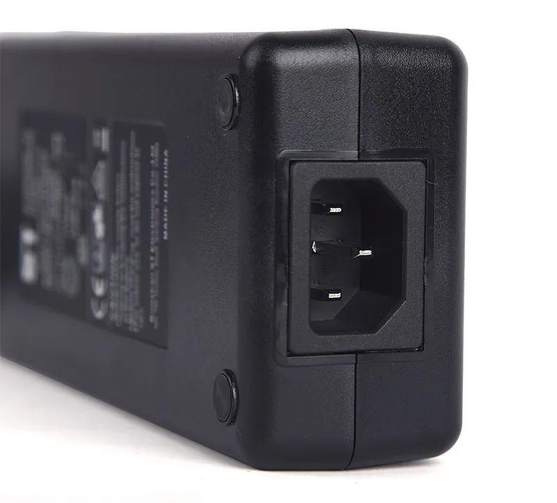 charger-2A-detail_03