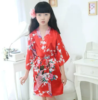 

Comfortable Soft Satin Children Wedding Robe Novelty Print Peacock Bathrobe Gown Summer New Girls Short Half Sleeve Kimono Robe