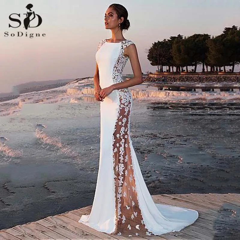 

White Mermaid Wedding Dress Scoop neck Stretch Satin Floral Lace Appliques Sexy Vintage Bridal Dress vestidos de novia 2020