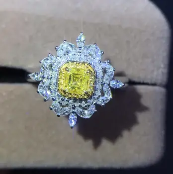 

Fine Jewelry JE1207 Real 18K Gold Natural Yellow Diamond 0.36ct Wedding Engagement Female Rings for Women Fine Diamonds Ring