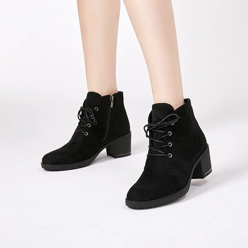 

New Spring Autumn Women Ankle Boots Suede Leather Short Booties Lace Up Boots Women With Fur Shoes 2018 New Arrivals