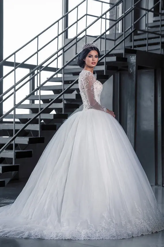 

2018 Hot Sale Beading See Through Long Sleeve Lace appliques Vestido De Noiva Robe De Mariage mother of the bride dresses