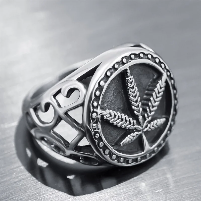 

2019 Stainless Steel Hemp Cannabises Signet Ring Punk Maple Leaf Big Band Rings For Women Men Biker Jewelry Bague