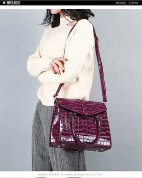 

2020 New Women's Solid Color Fashion Crocodile Pattern Hand Bag European and American Shoulder Bag Women's Bag