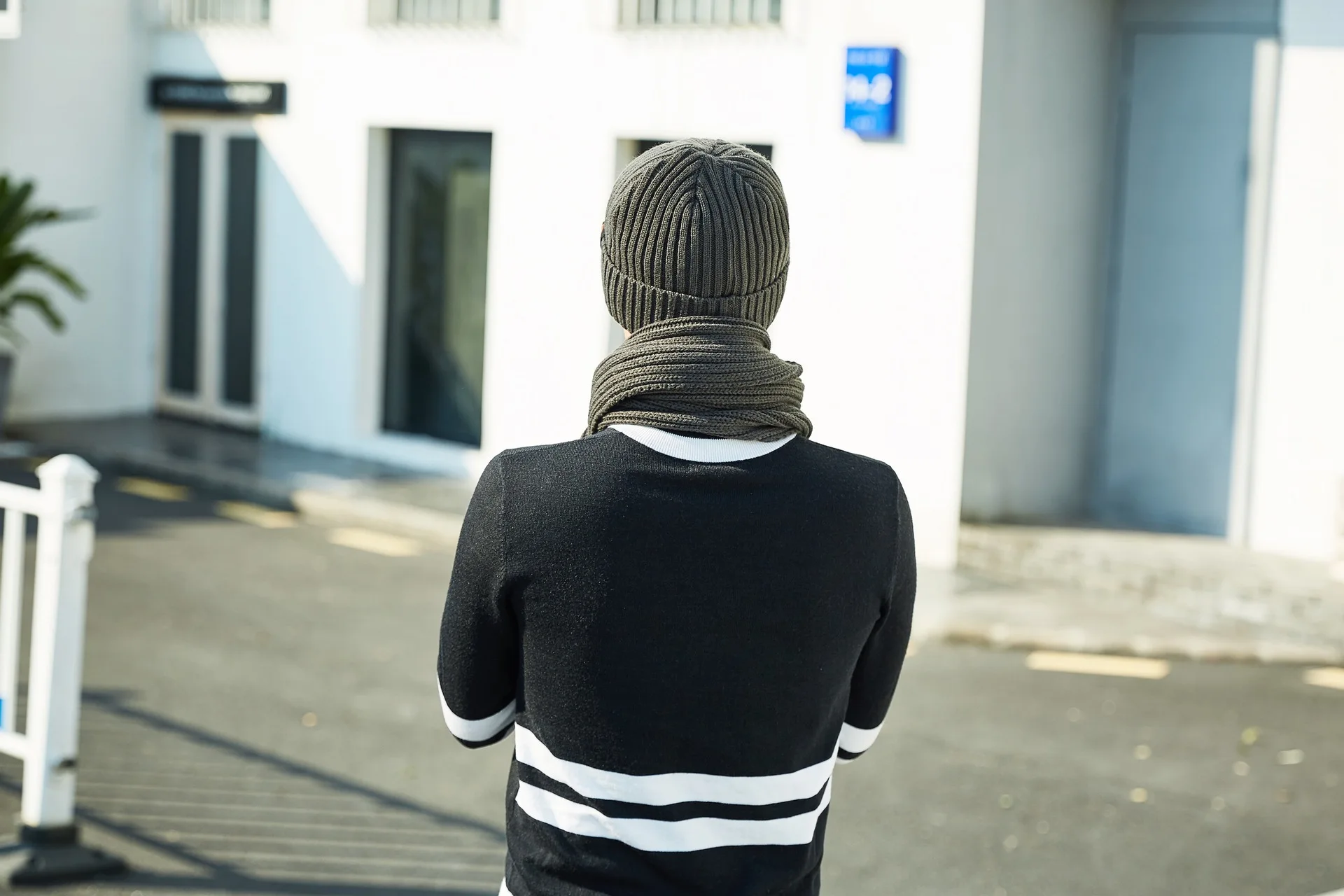 Осенне-зимняя теплая 3 шт./компл. Мужская и женская однотонная японская Повседневная полосатая шапка шарф перчатки высокого качества Coldproof