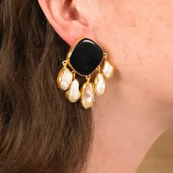 

Timeless Wonder Baroque Pearl Enamel Geo Statement Stud Earrings Women Jewelry Fancy Gothic Boho Designer Top Rare Punk Ins 6334