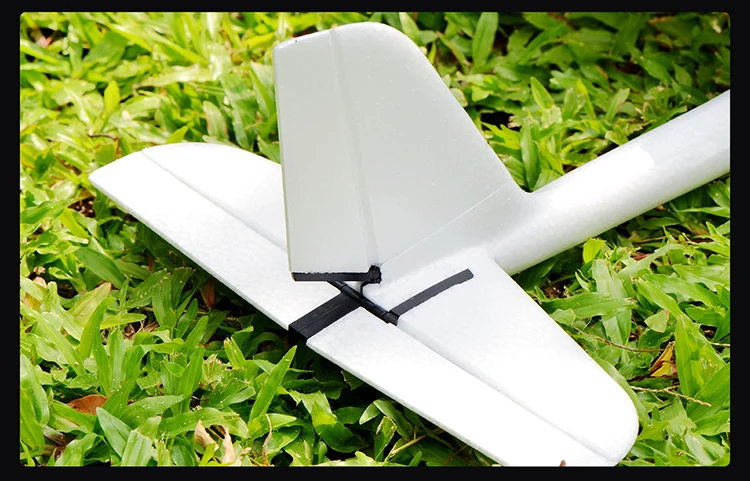 OMPHOBBY 716mm T720 4Ch Trainer RC Airplane EPP with Gyro RTF Free Shipping
