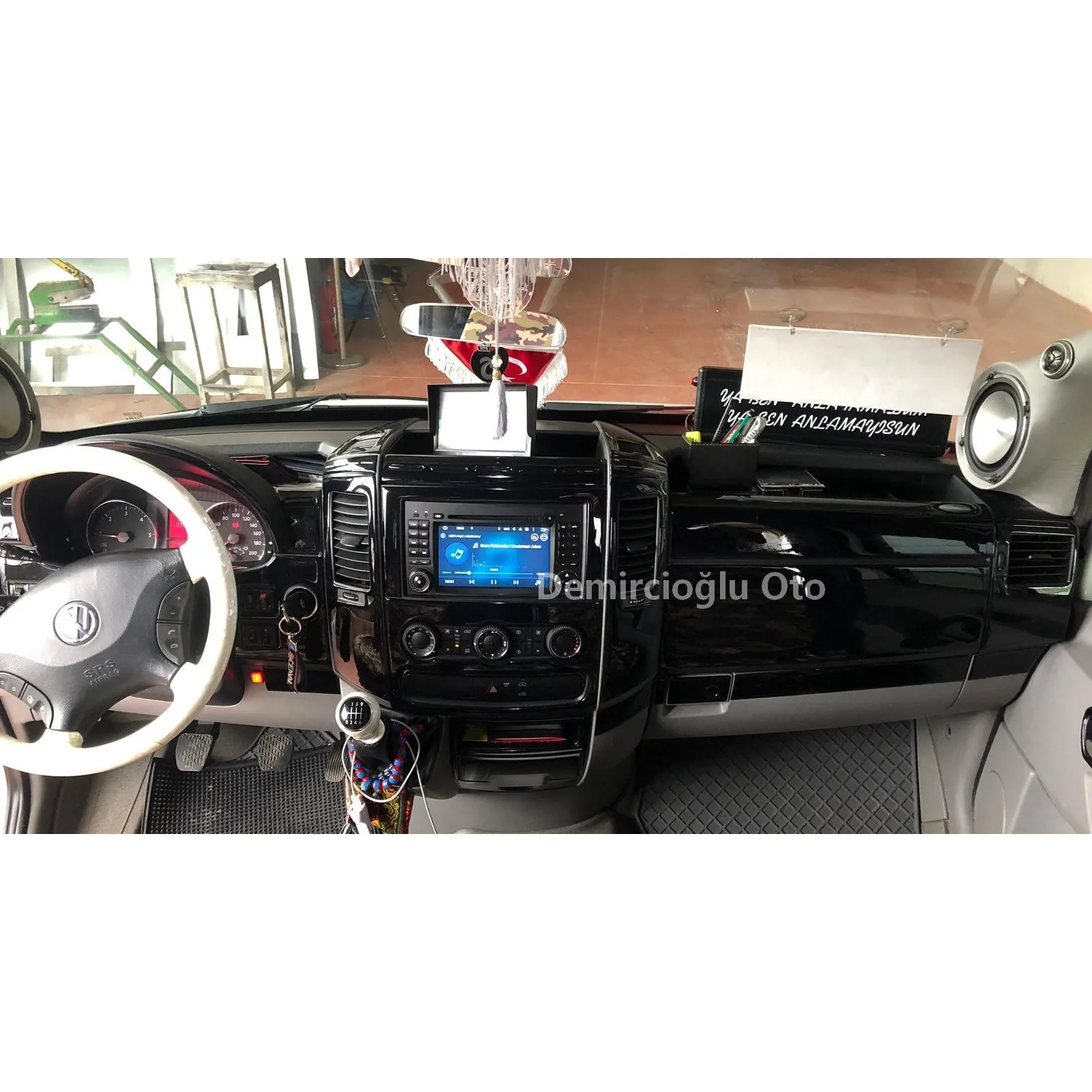 Wolkswagen Crafter 2006 после 52 шт. Фортепиано черная торпеда с покрытием | Автомобили и