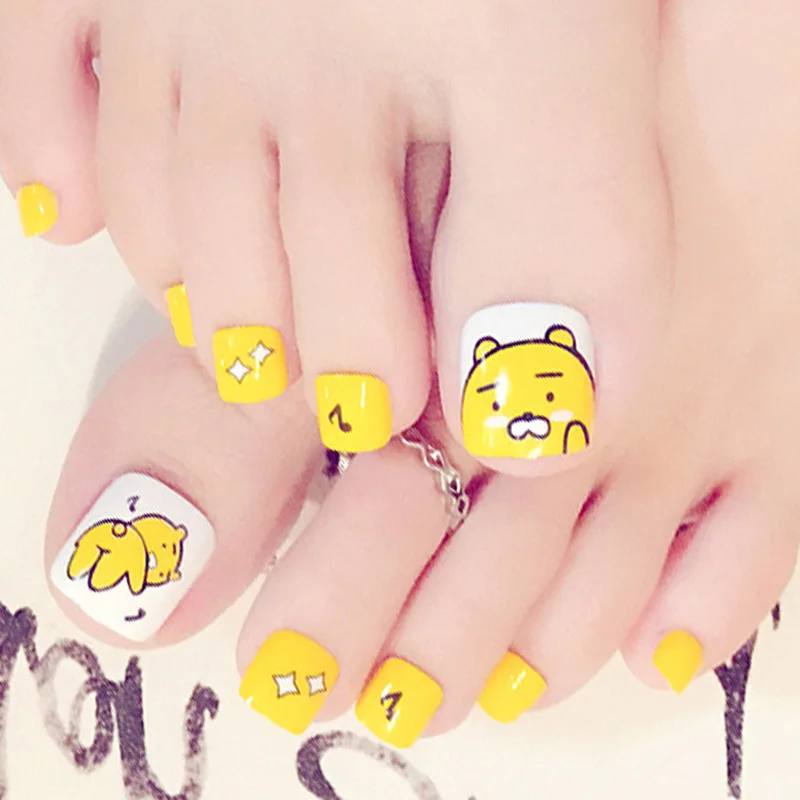 

Fake Toenails Lovely Bear Print Articficial Cute Cartoon Yellow Color False Toenails