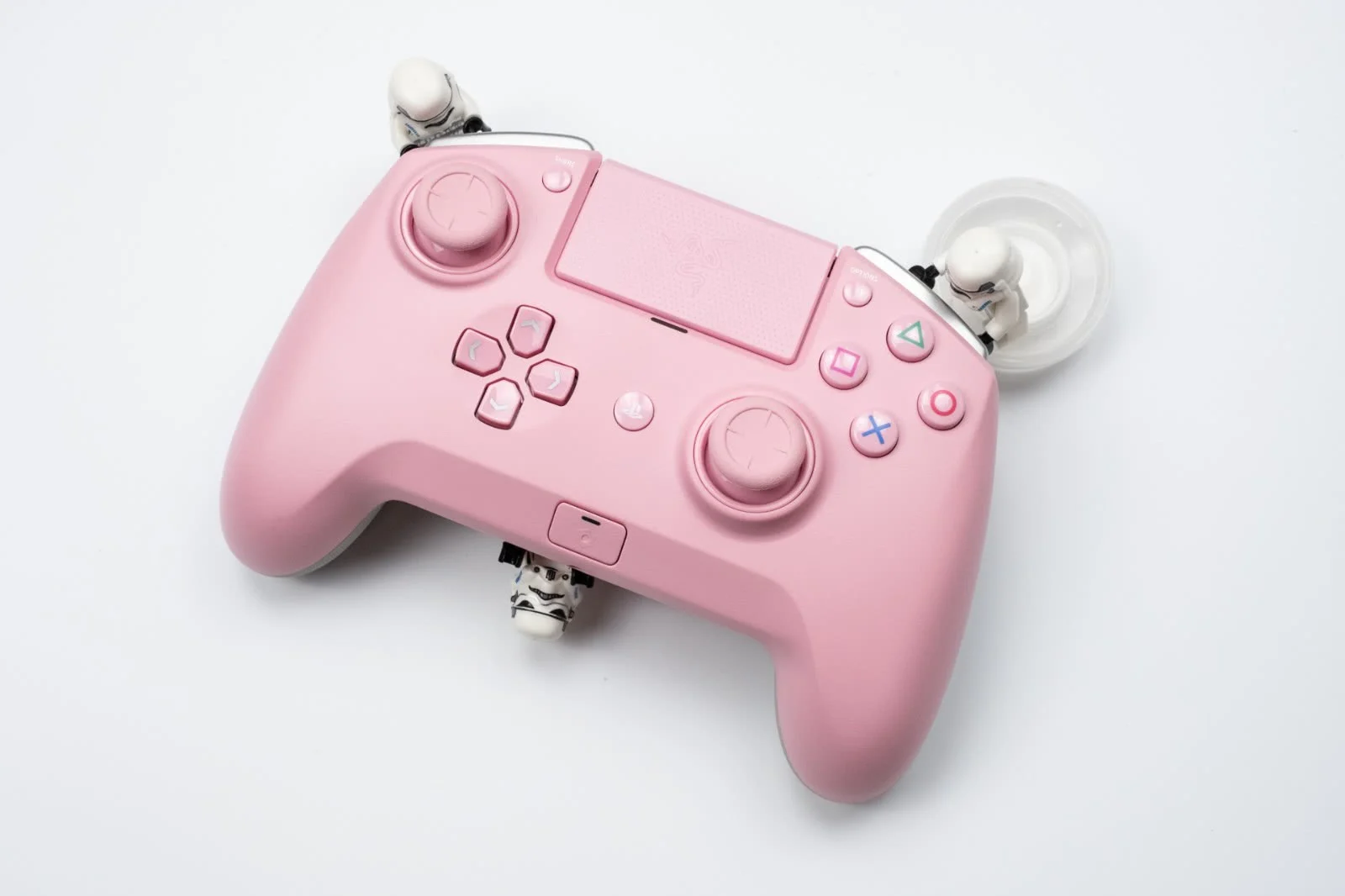 Full new Razer Raiju Tournament edition quartz pink gamepad wireless /USB wired dual-mode pro gaming controller for PS4 PC TV Full new Razer Raiju Tournament edition quartz pink gamepad wireless /USB wired dual-mode pro gaming controller for PS4 PC TV