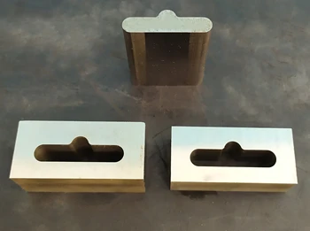 

30*6*9mm Euro Slot Hole Punch Die