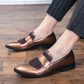 

Men Leather Shoes Fashion Korea Men Loafers Pointed Toe Business Shoes slip on Black Men Dress Shoes Soft Men Shoes big size 48