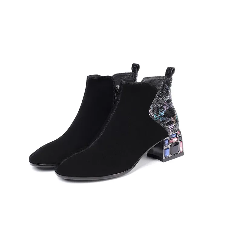 MLJUESE/ г. Женские ботильоны Детские замшевые черные зимние короткие плюшевые женские ботинки с квадратным носком на каблуке с кристаллами вечерние ботинки размер 42 - Цвет: Black