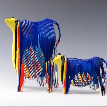

Chinese Style Abstraction Milk Cow Resin Colored Drawing Statue Creative Office Entryway Desktop Decoration