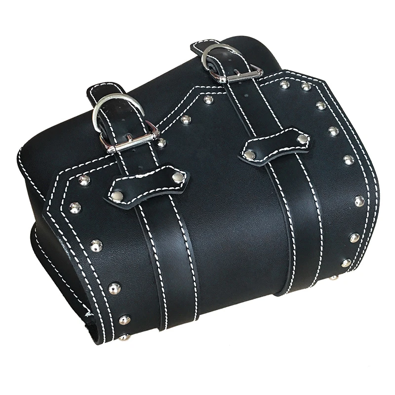 哈雷标铆钉三角包主图3_副本